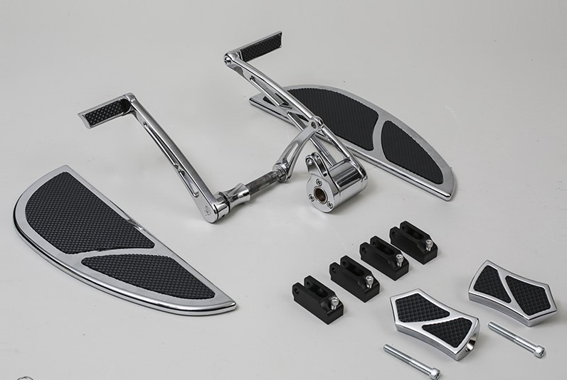 FORWARD CONTROLS WITH TOE SHIFTER & 905 FLOORBOARD KIT