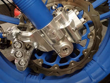 Load image into Gallery viewer, B-62 6-PISTON MONOBLOCK BRAKE CALIPERS, FOR 13&quot; ROTOR -RAW
