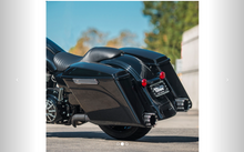 Load image into Gallery viewer, Angled Saddlebags- 14-Up FLT
