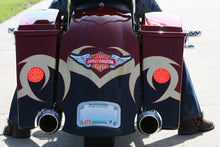 Load image into Gallery viewer, SOFTAIL FENDER WITH FLUSH MOUNT BRAKE &amp; RECESSED LICENSE PLATE
