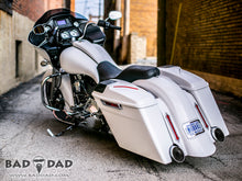 Load image into Gallery viewer, SUMMIT FENDER FOR 2014+ TOURING
