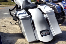 Load image into Gallery viewer, COMPETITION SERIES STRETCHED SADDLEBAGS FOR 1993-2013
