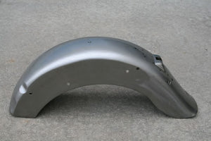 19-79 NON-HINGED REAR FENDERS FOR FL & HERITAGE SOFTAIL® One-piece rear fender with 1973 and later taillight mount